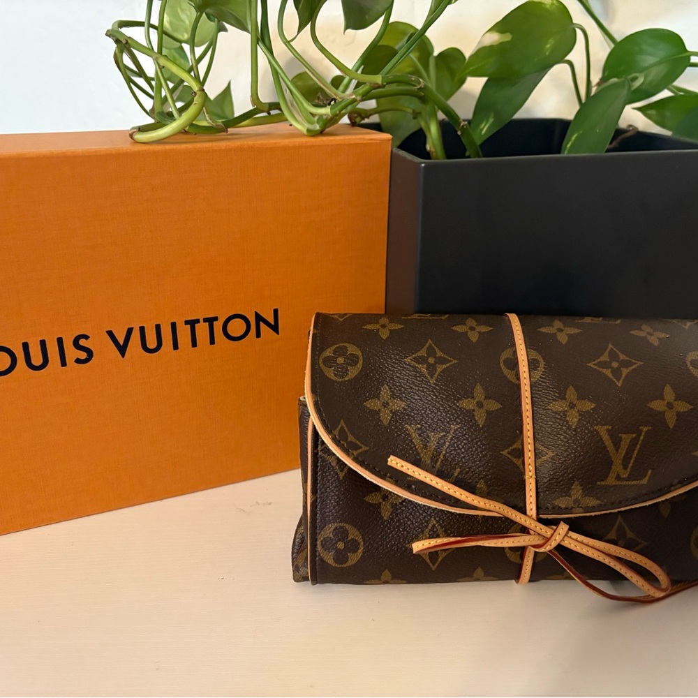 Louis Vuitton Monogram Canvas folding jewelry roll pouch